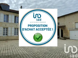 Village house at Brizambourg (17770)