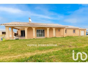 House at Saint-Jory (31790)