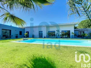 Maison à Les Arcs (83460)