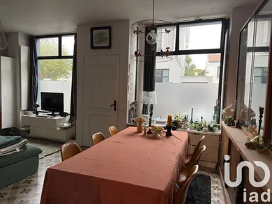 Apartment in Bois-Colombes (92270)