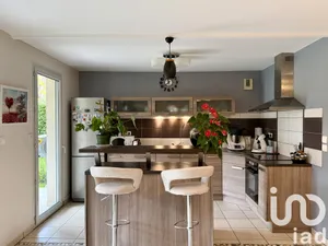 Apartment at Ambérieux-en-Dombes (01330)