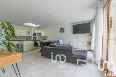 Appartement à Pont-de-l'Arche (27340)