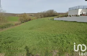 Terrain à bâtir à Garat (16410)