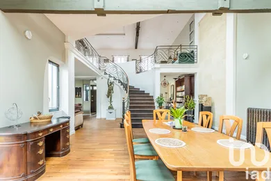 Architectural house in Mérignac (33700)