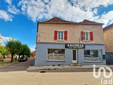 Building in Seignelay (89250)