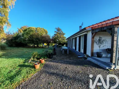 Maison traditionnelle à Pressignac (16150)