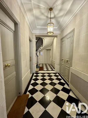 Studio at Paris (75007)