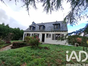 House at Loyat (56800)