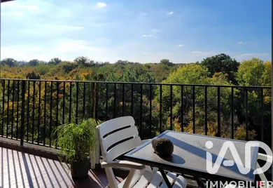 Apartment in POISSY (78300)