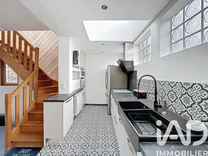 House at Chaville (92370)