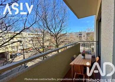 Apartment in Six-Fours-les-Plages (83140)