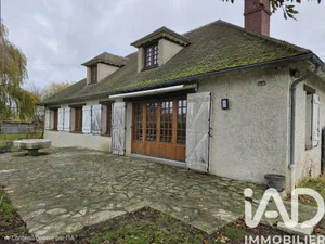 Maison à Jouy-le-Châtel (77970)