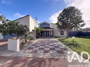 Maison d'architecte à Saint-Jean-de-Monts (85160)