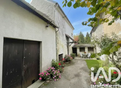 House in Brasles (02400)