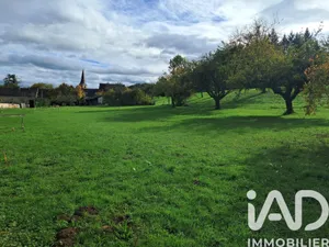 Terrain à bâtir à Courbouzon (39570)