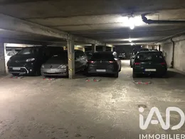 Parking à Paris (75019)