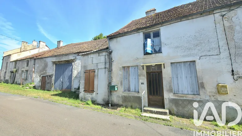 Maison 5 pièces 97 m² · à Arc-en-Barrois · 97 m² · 30 000 €