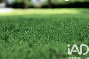 Terrain à bâtir à Montignac-Lascaux (24290)