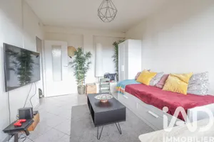 Studio at Thiais (94320)