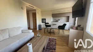 Apartment at Hyères (83400)
