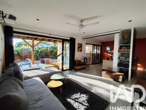 House at Saint-Leu (97424)