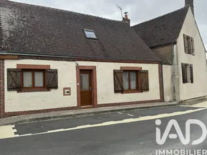 Maison de village à Val D'Yerre (28290)