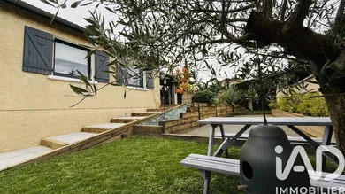 House in Villars (42390)