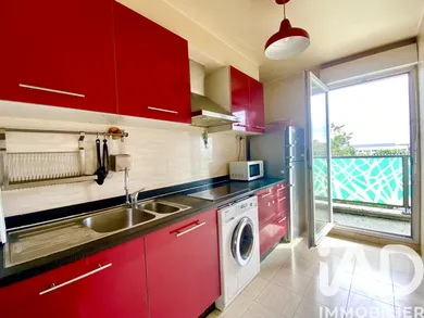 Apartment at Aubervilliers (93300)