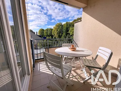 Apartment in Nemours (77140)