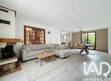 House in Plaisir (78370)