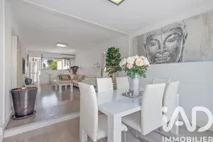 Apartment at Saint Paul (97434)