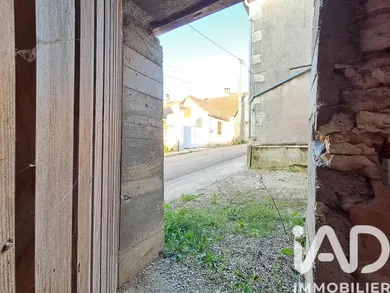 Garage à Courgis (89800)