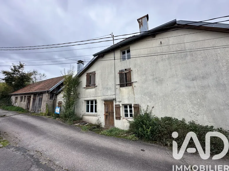 Maison 6 pièces 101 m² · à Provenchères-Et-Colroy · 101 m² · 24 500 €