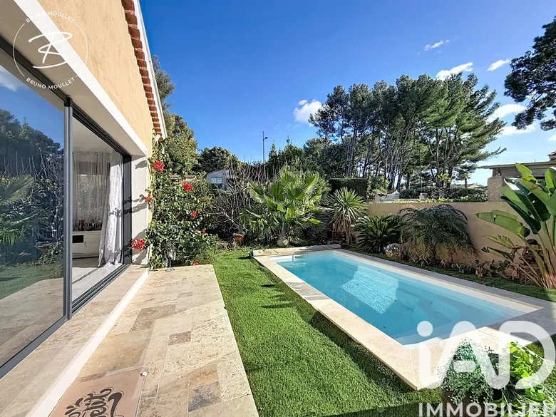 Maison 4 pièces 107 m² · à Six-Fours-les-Plages · 107 m² · 650 000 €