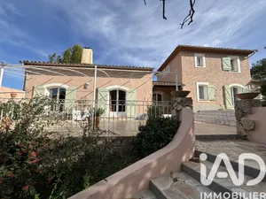 House at Ollières (83470)