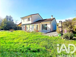 House at Vézac (15130)