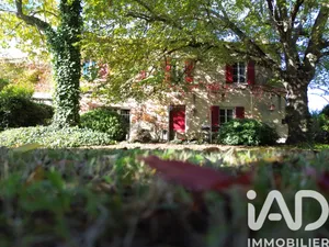 Mas at Pernes-les-Fontaines (84210)