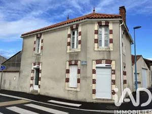 House in Château-Guibert (85320)