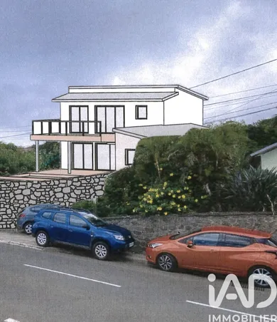 Maison d'architecte à LES AVIRONS (97401)