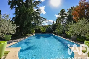 Mansion at Auriol (13390)