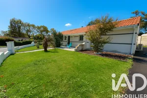 Maison traditionnelle à Tresses (33370)