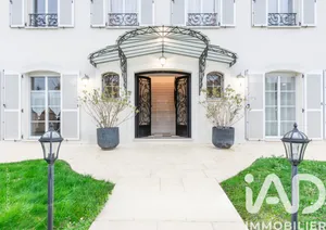 Mansion at Villeneuve-le-Comte (77174)