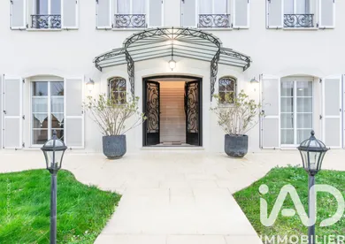 Demeure à Magny-le-Hongre (77700)