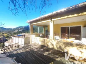 Traditional house at Vailhan (34320)