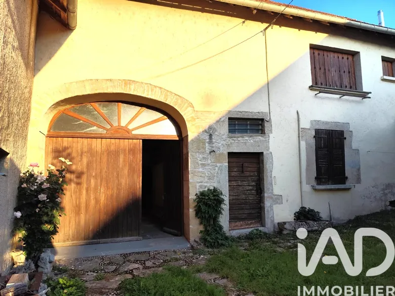 Maison 5 pièces 131 m² · à Scey-sur-Saône-Et-Saint-Albin · 131 m² · 117 000 €
