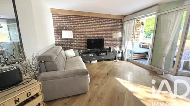 Apartment in Montigny-le-Bretonneux (78180)