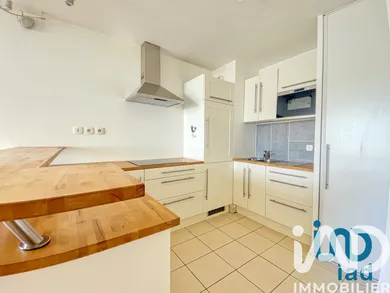 Apartment at Morangis (91420)