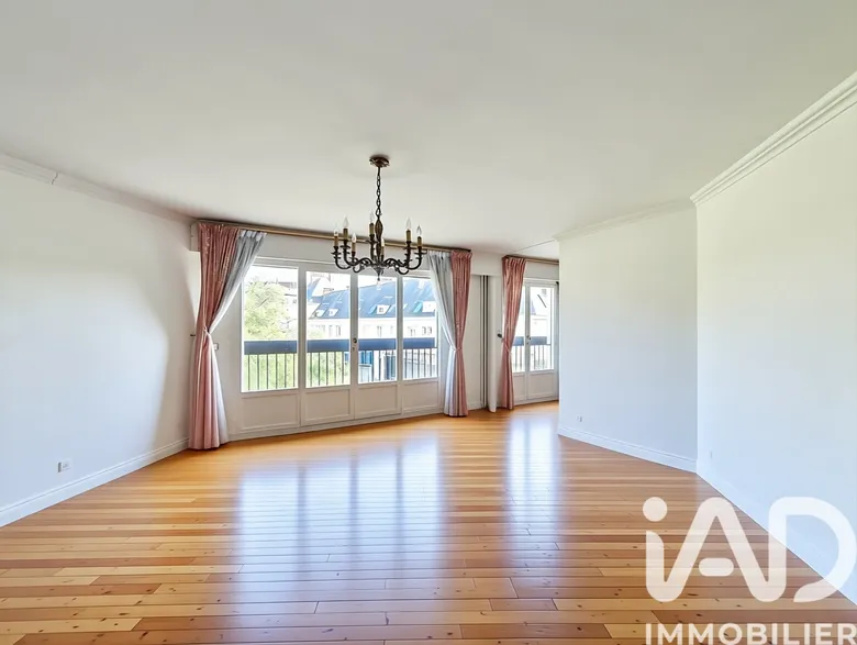 Appartement 5 pièces 109 m² · à Elbeuf · 109,5 m² · 76 000 €