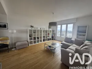 Apartment in Nantes (44100)