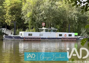 Barge in Conflans-Sainte-Honorine (78700)